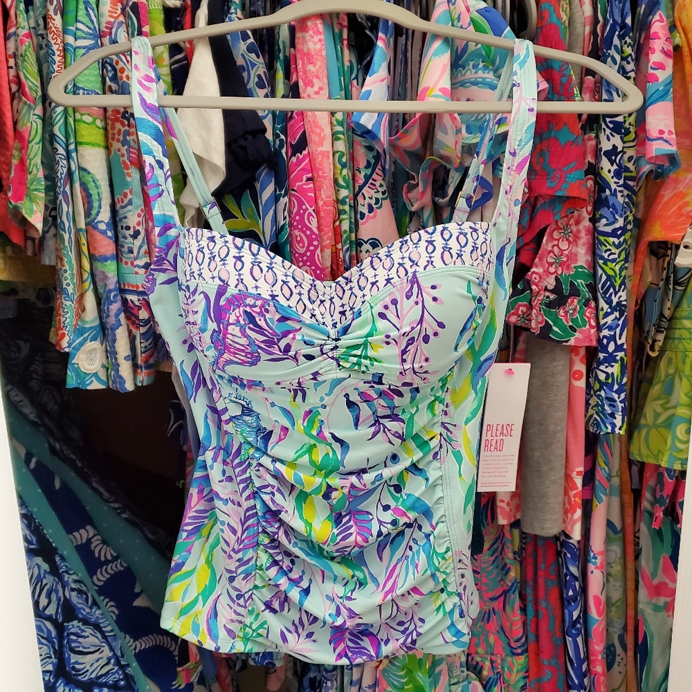 *SOLD*NWT Lilly Pulitzer Hibiscus Tankini Swim Top